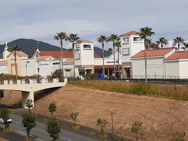 ショッピングセンター　鳥栖プレミアム・アウトレット（ショッピングセンター）まで1650m