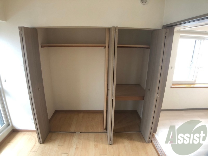 収納　クローゼットがありました。お洋服や荷物はここへ