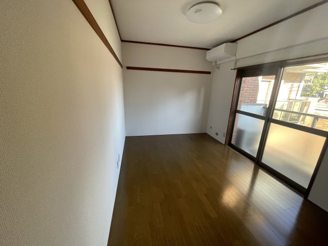 居室・リビング　別部屋参考用写真