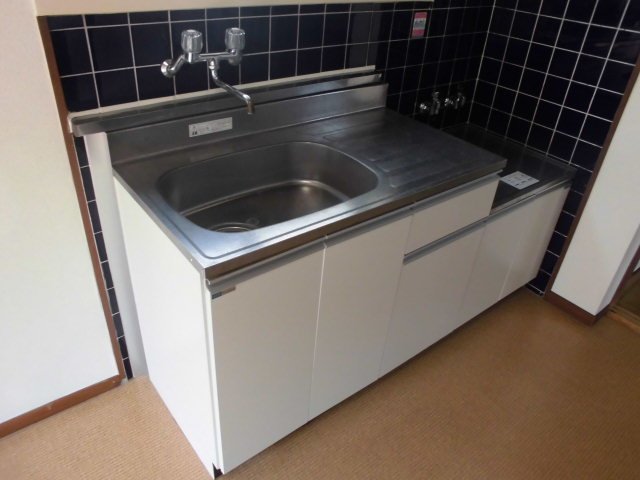 キッチン　別部屋参考用写真