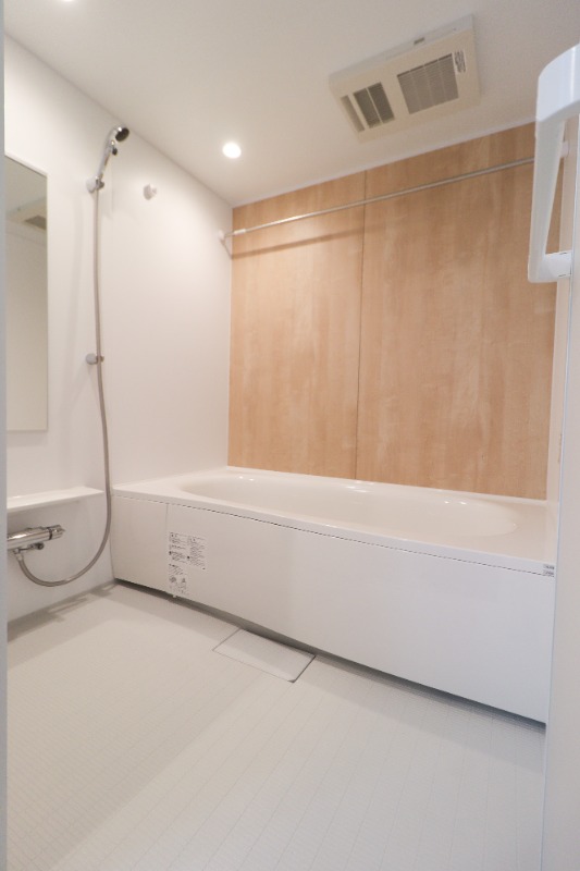 バス・シャワールーム　図面と現状に相違がある場合には現状を優先