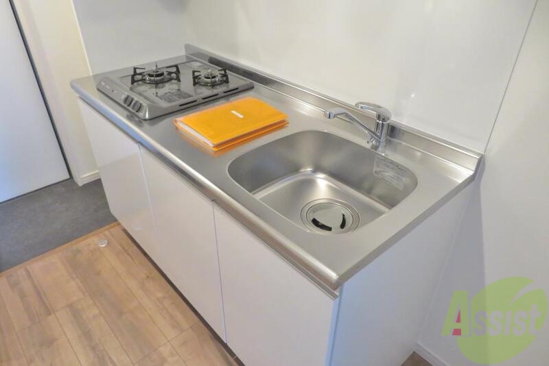 キッチン　２口のガスコンロが付いているのは嬉しいですね。