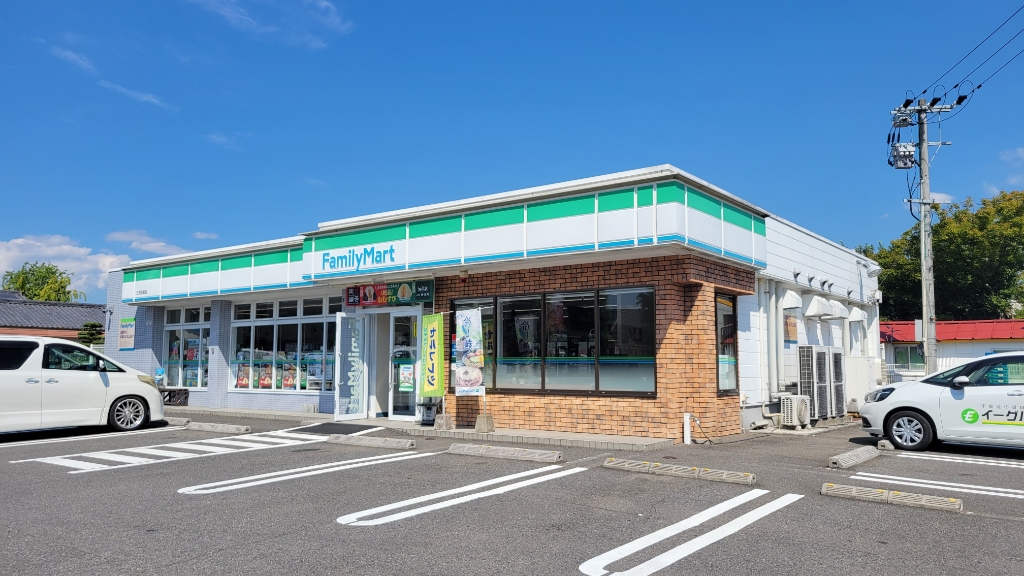 コンビニ　ファミリーマート 日田淡窓店（コンビニ）まで456m