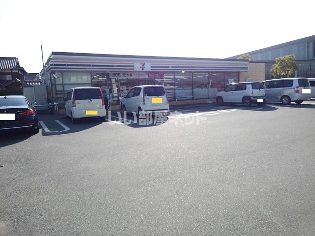 コンビニ　セブンイレブン久留米北野中央店（コンビニ）まで160m