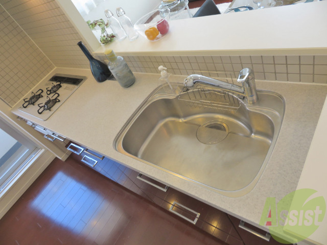 キッチン　広々したキッチンなのでお料理も楽しくできそうですね。