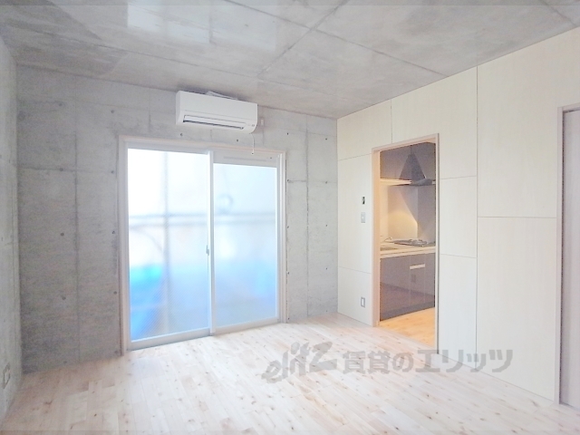 居室・リビング　洋室