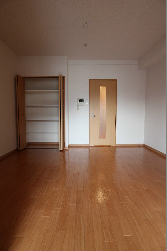 居室・リビング　別部屋参考写真