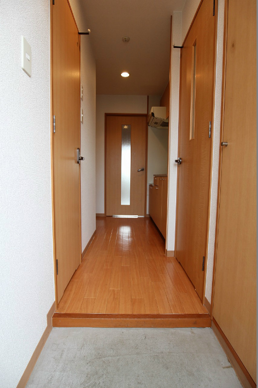 玄関　別部屋参考写真