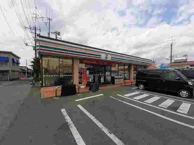 スーパー　セブンイレブン館山城山公園店（スーパー）まで200m