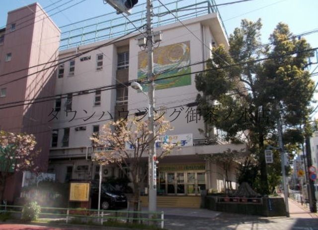 小学校　台東区立富士小学校（小学校）まで530m