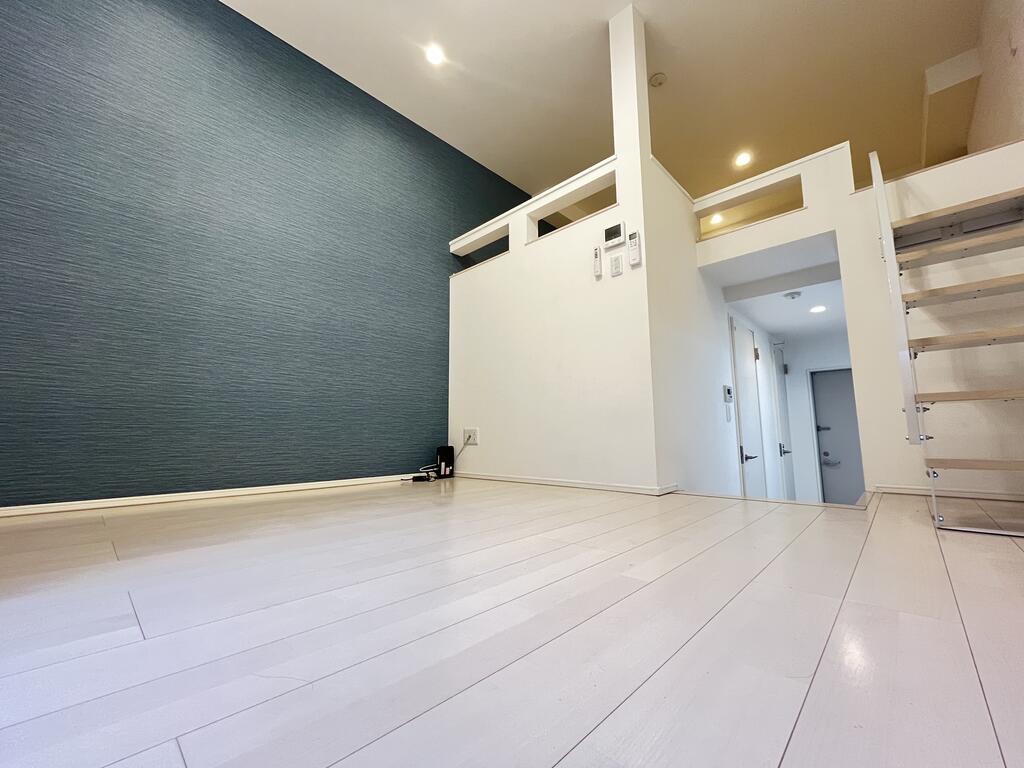 居室・リビング　※同タイプ・同モデルの写真を使用