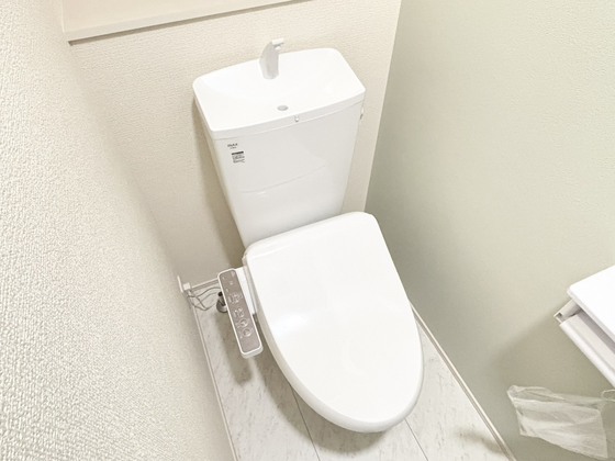 トイレ　シャワー付きトイレ