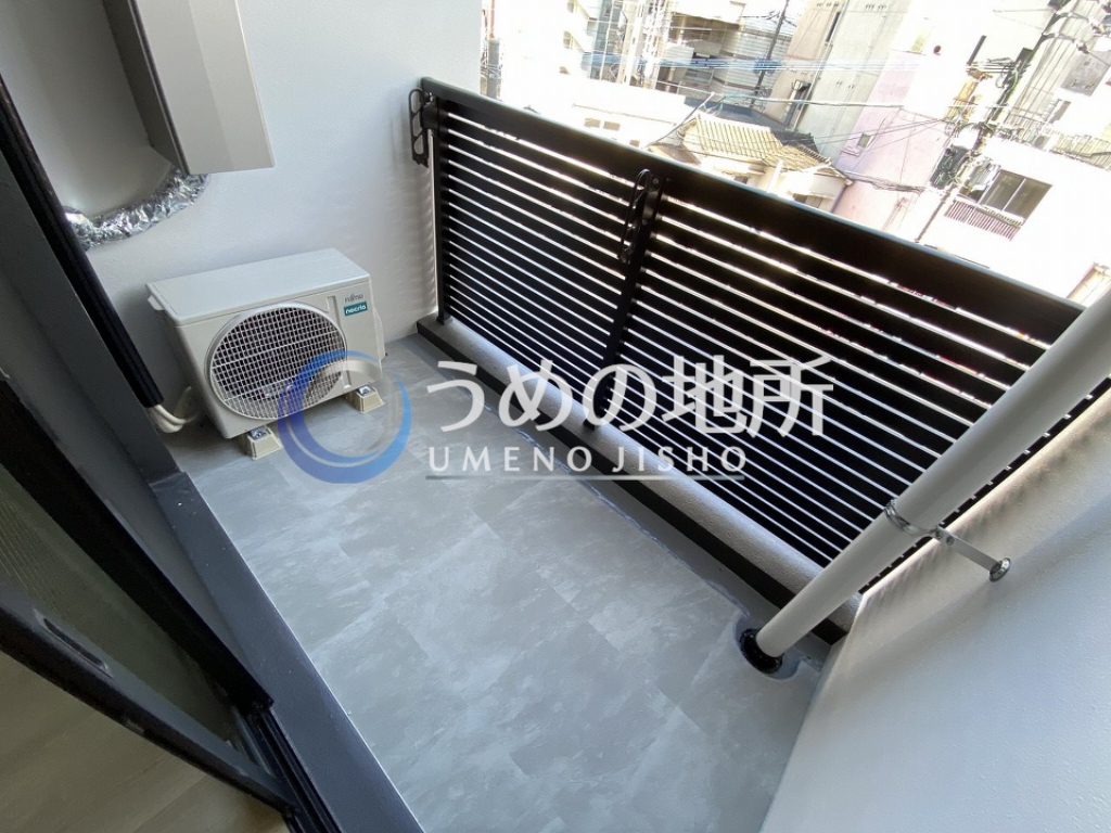 バルコニー　バルコニー