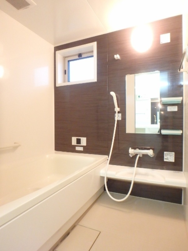 バス・シャワールーム　図面と現状に相違がある場合には現状を優先