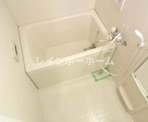 バス・シャワールーム　お風呂です