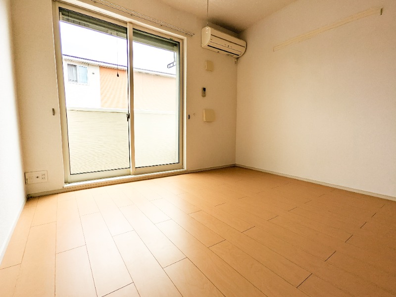 居室・リビング　図面と現状に相違がある場合には現状を優先