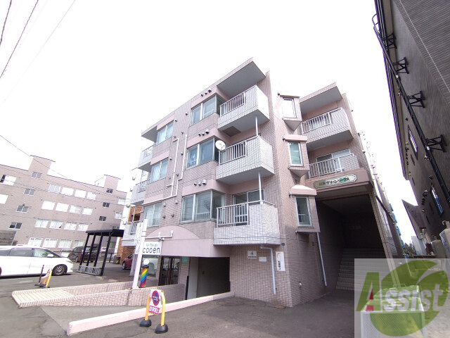 建物外観　札幌市北区北３７条西「ニューグリーンリーブス」