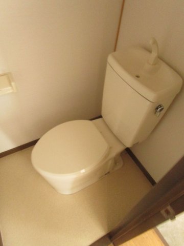 トイレ　※別室参考写真