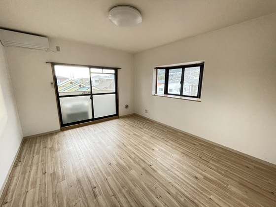 居室・リビング　※別部屋の写真です