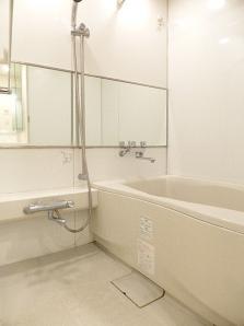 バス・シャワールーム　バス※別部屋参考写真