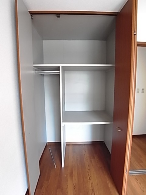 収納　クローゼット
