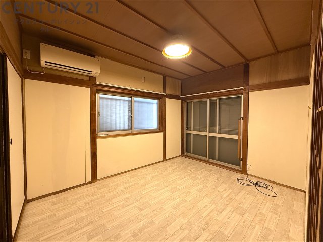 居室・リビング　エアコン付きで初期費用を抑えられます☆