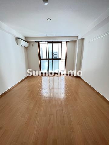 居室・リビング　ゆったりとした居間です