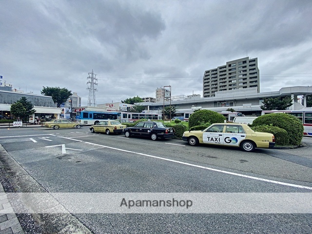 その他　バスロータリー（その他）まで600m