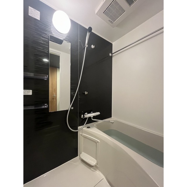 バス・シャワールーム　バス※別部屋参考写真