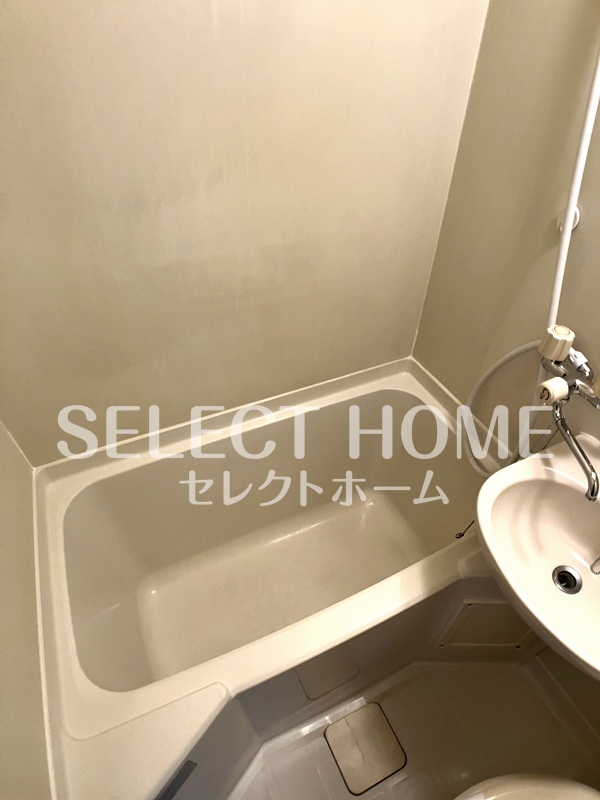 バス・シャワールーム　同型タイプ日々の暮らしに欠かせないお風呂です