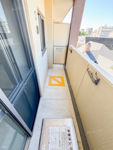 バルコニー　陽当たり良好なバルコニーです♪