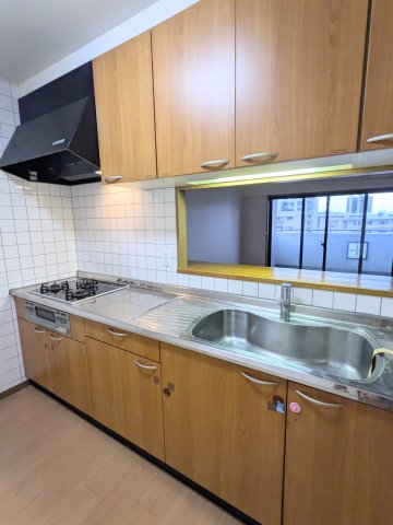 キッチン　キッチンでお料理をお楽しみください