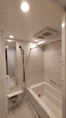 バス・シャワールーム　バス