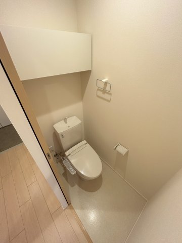 トイレ　別号室