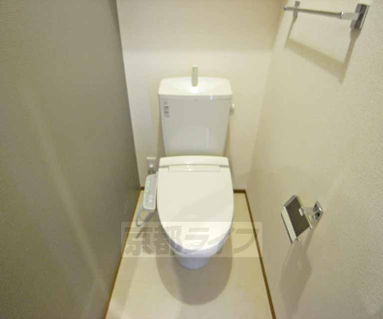 トイレ　ウォシュレット付トイレです。