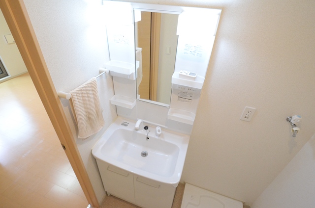 洗面設備　洗髪洗面化粧台付き♪