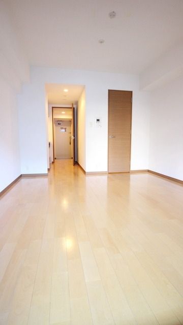 その他部屋・スペース　★洋室１１帖の広々１Ｋ★