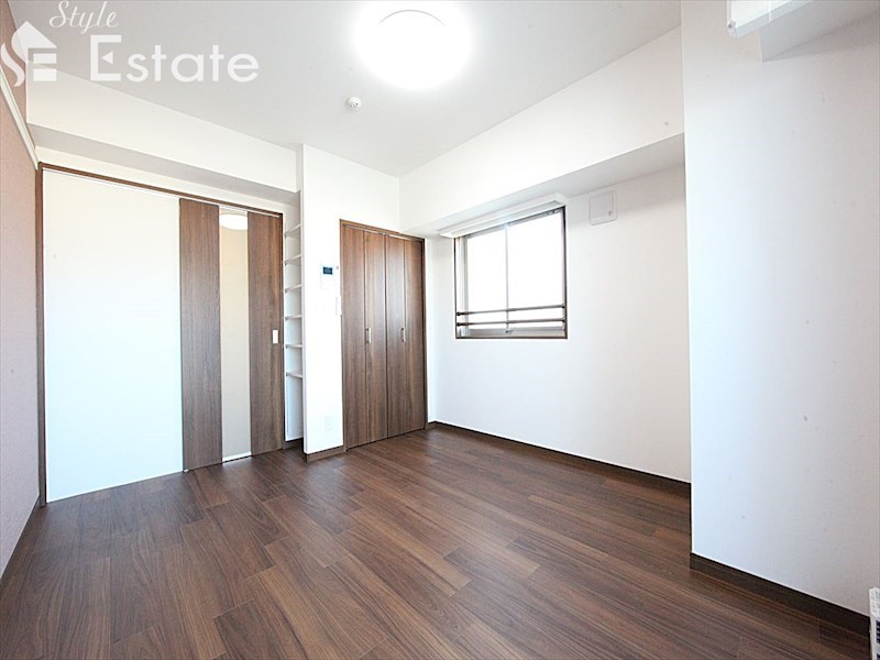 居室・リビング　内装