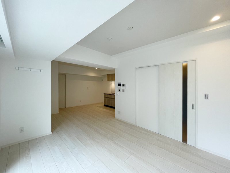 居室・リビング　シックでモダンなインテリアが施されたリビング