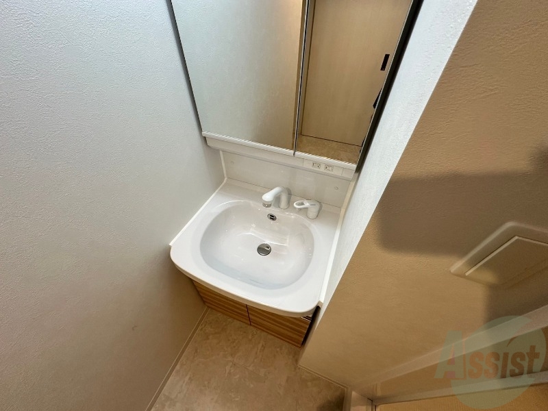 洗面設備　シャンプードレッサーで身支度もラクラクです！