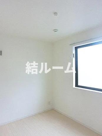 居室・リビング　別号室参考写真