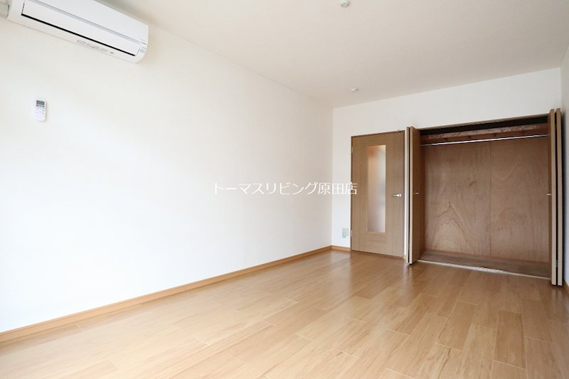 居室・リビング　105号室写真