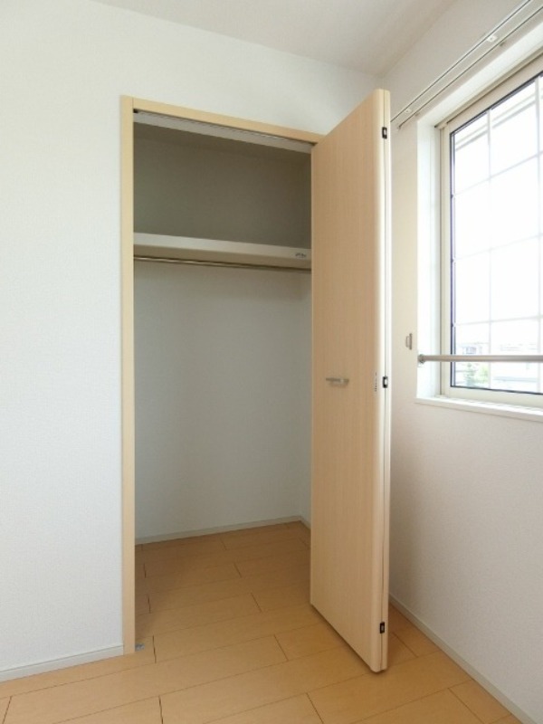 収納　図面と現状に相違がある場合には現状を優先