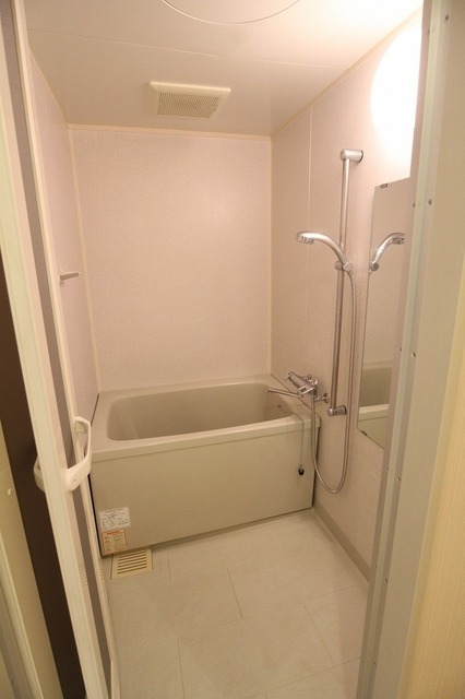 バス・シャワールーム　※前回募集時の写真でございます。