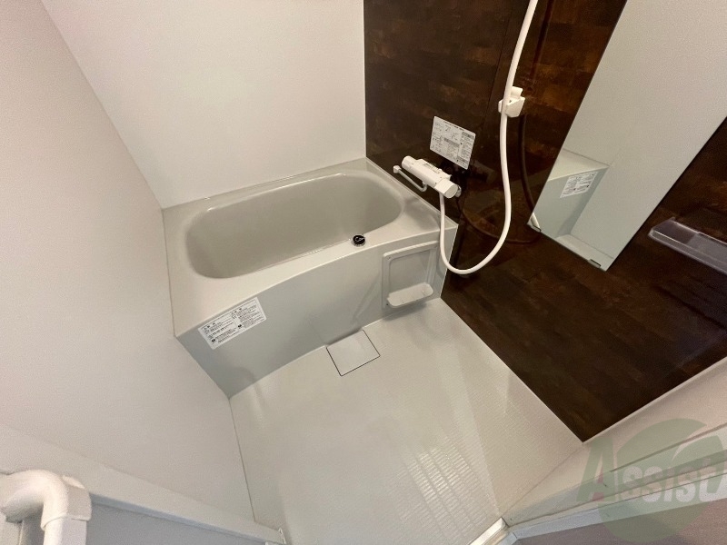 バス・シャワールーム　疲れを癒すには湯船でゆっくりするのが良いですよ。