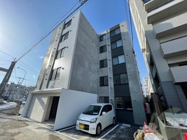 建物外観　札幌市東区北１７条東「ＬａｎｚａｄｏｒＮ１７」