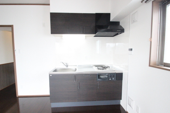 キッチン　※別部屋の写真です