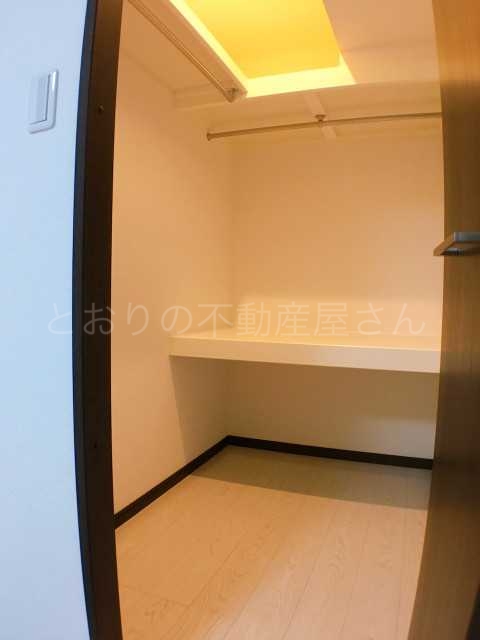 収納　ウォークインクローゼット