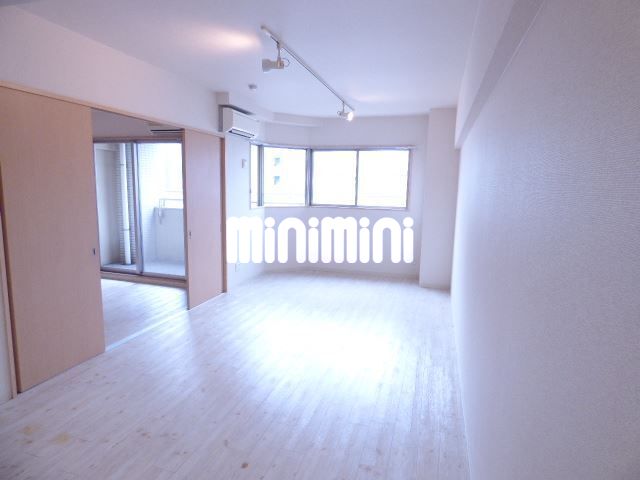 その他部屋・スペース　１６帖の広々としたリビング