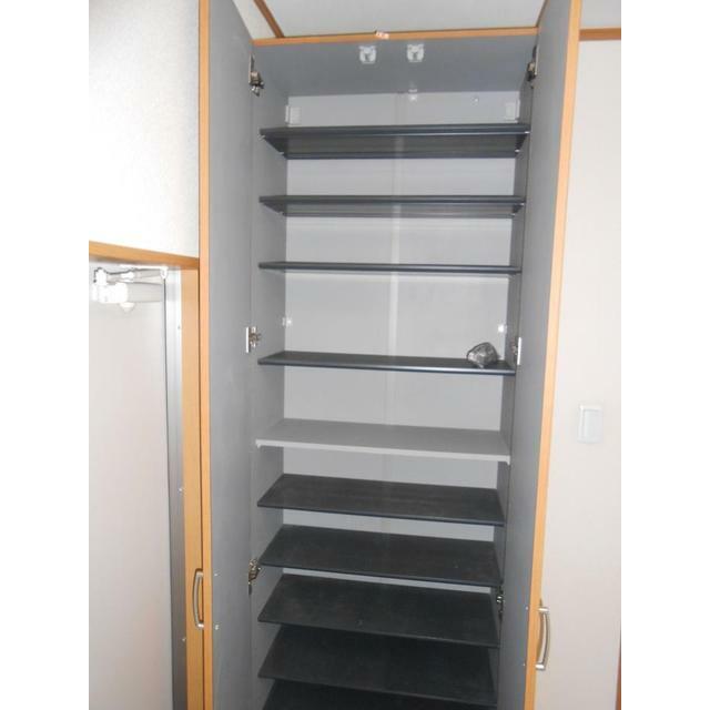 玄関　シューズボックス